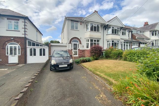 Stennels Avenue, Halesowen B62 3 bed semi