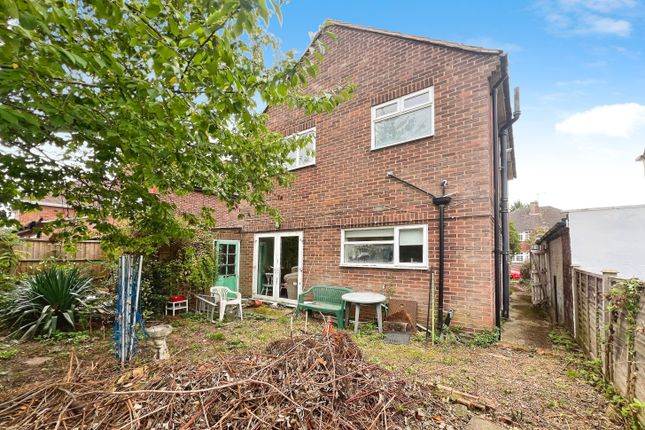 3 bed detached house