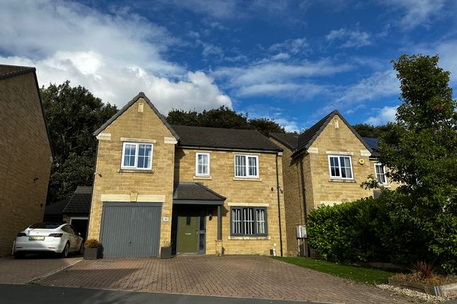 4 bed detached house