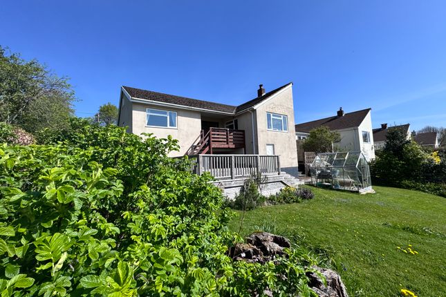 4 bedroom detached bungalow for sale