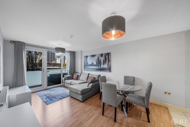 Apollo Court, High Street, London, E15 2 bed flat for sale