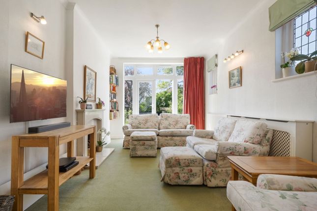 Milton Road, London NW7 5 bed detached house for sale