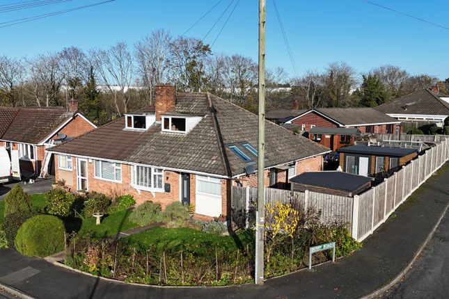 Dearnsdale Close, Stafford, ST16 3 bed semi