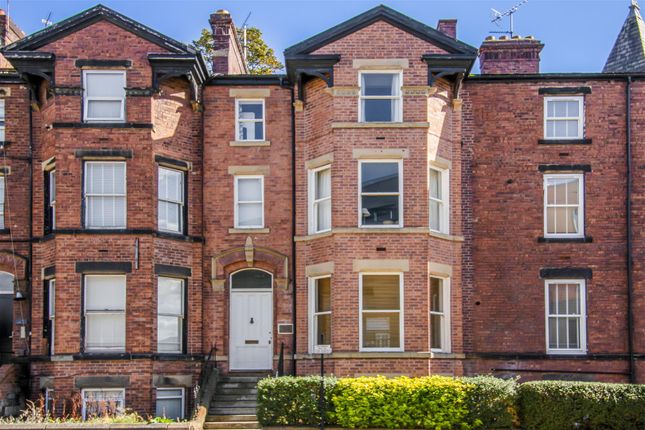 6 bedroom terraced house for sale