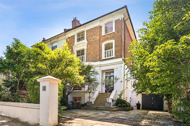 6 bed semi-detached house