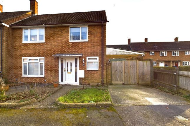 Newfield Lane, Hemel Hempstead, HP2 3 bed semi