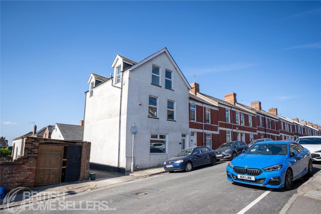 6 bedroom end of terrace house for sale