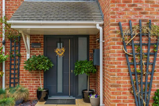 4 bed detached house