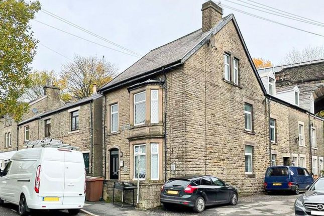 9 bed semi-detached house