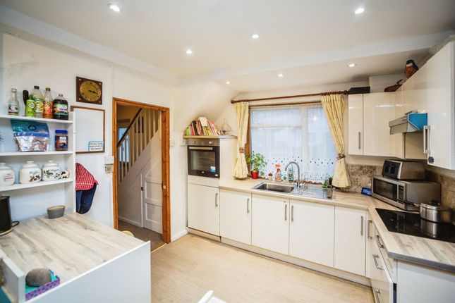 4 bedroom semi-detached house for sale