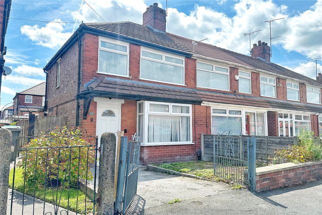 Selkirk Road, Chadderton, Oldham... 3 bed semi