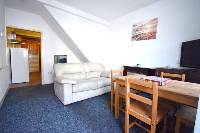 3 bed terraced house