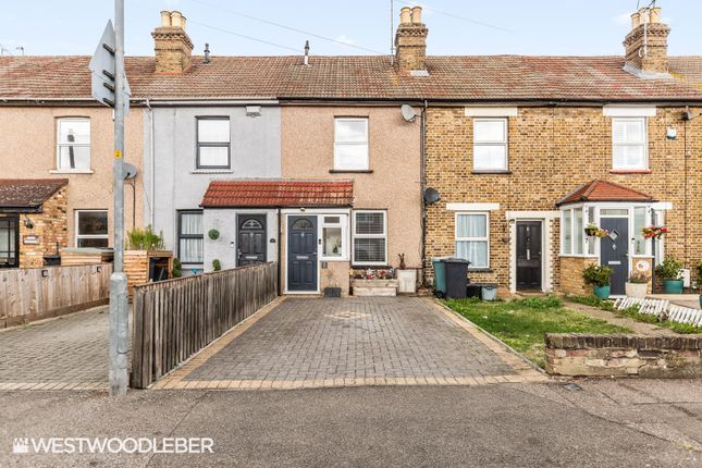 Nunsbury Drive, Broxbourne EN10 2 bed terraced house for sale