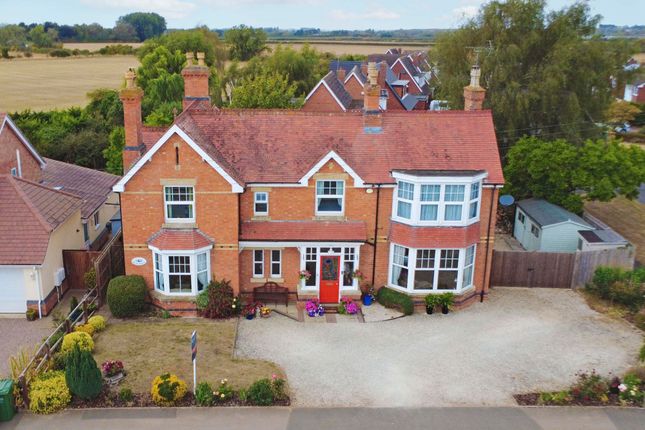 Broadway Lane, Fladbury, WR10 5 bed detached house for sale