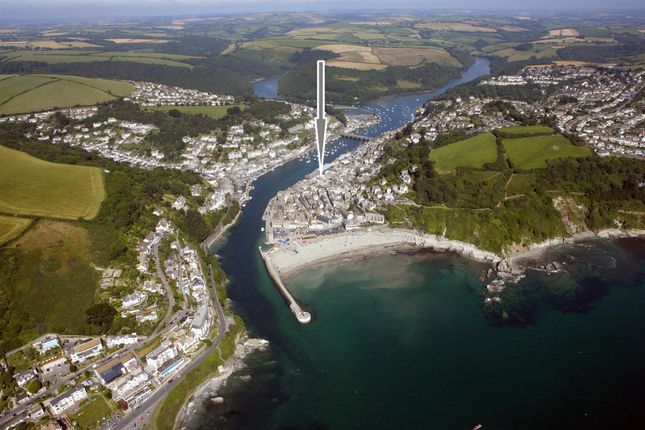 The Quay, Looe PL13 3 bed end of terrace house for sale