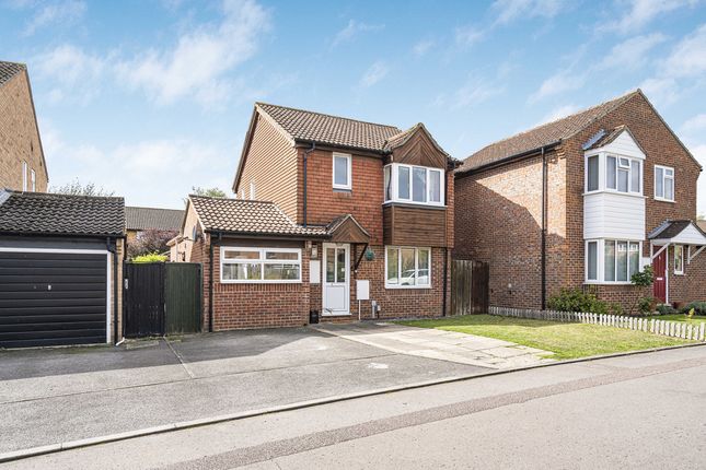 Isis Avenue, Bicester, OX26 3 bed detached house for sale