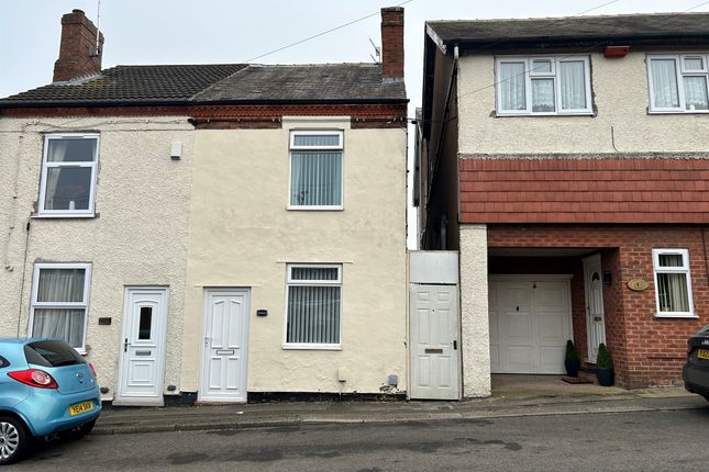 2 bedroom semi-detached house for sale