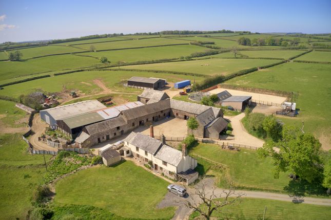 5 bed country house