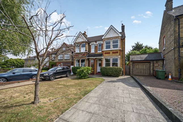 5 bedroom semi-detached house for sale