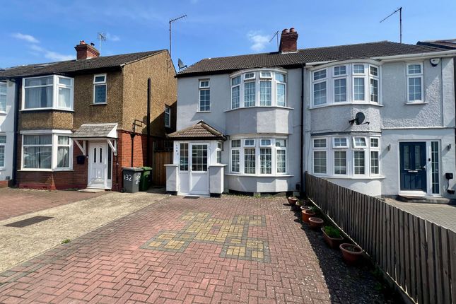 Beechwood Road, Luton, Bedfordshire 3 bed semi