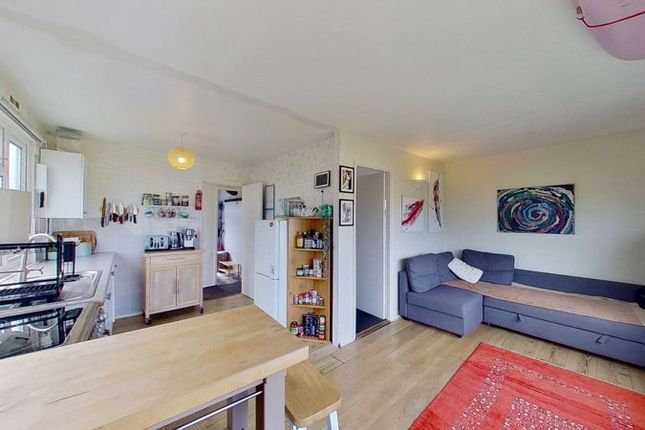 Rolling Waves. Riviere Towans 2 bed property for sale
