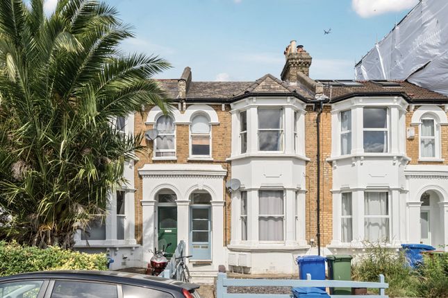 Upland Road, London 2 bed apartment for sale