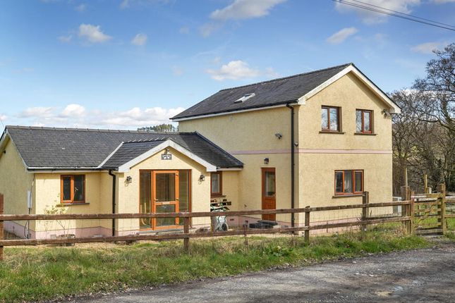 Felinfach, Lampeter, SA48 3 bed detached house for sale