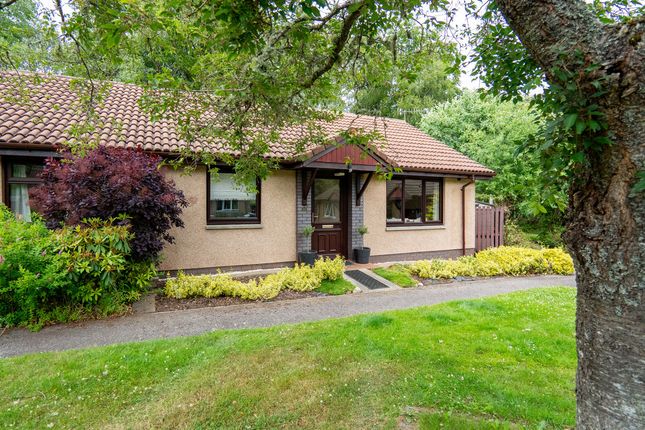 2 bedroom semi-detached bungalow for sale