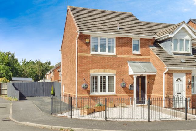 3 bedroom end of terrace house for sale