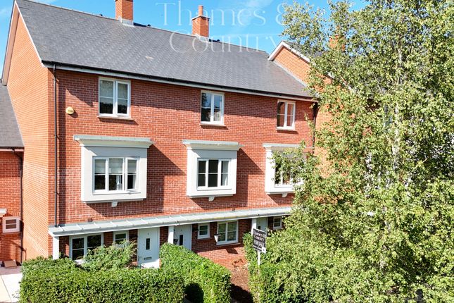 High Wycombe HP11 4 bed townhouse for sale