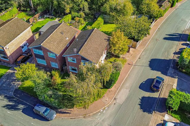 Magnolia Close, Cardiff CF23 4 bed detached house for sale