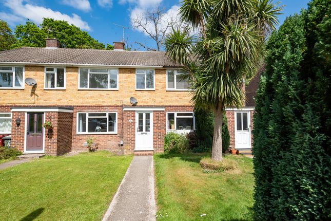 Yateley GU46 3 bed terraced house for sale