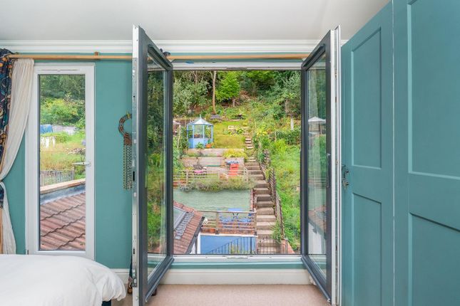 Bath Road, Arnos Vale 3 bed terraced house for sale