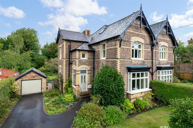 4 bedroom semi-detached house for sale