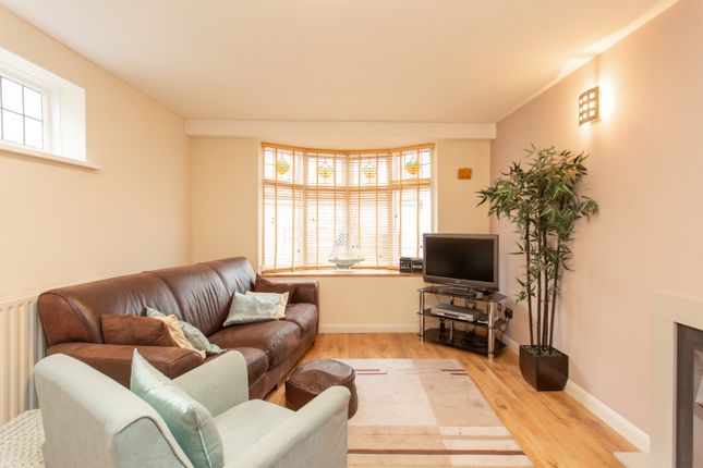 High Street, Whitstable, CT5 2 bed flat for sale