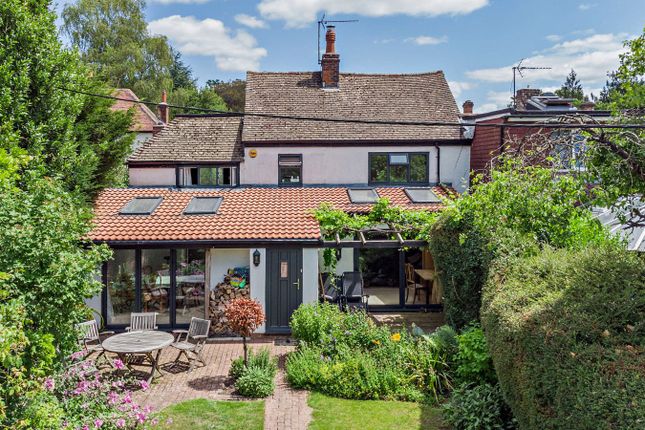 High Street, Twyford, Hampshire 3 bed semi