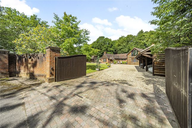 Church Lane, Reading RG2 6 bed detached house for sale