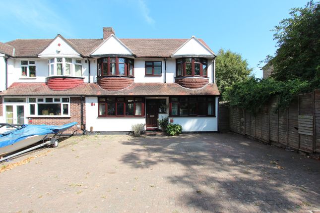 5 bedroom semi-detached house for sale