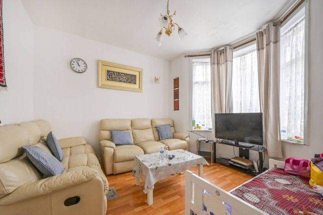 Ruby Road, Lloyd Park, London, E17 3 bed house for sale