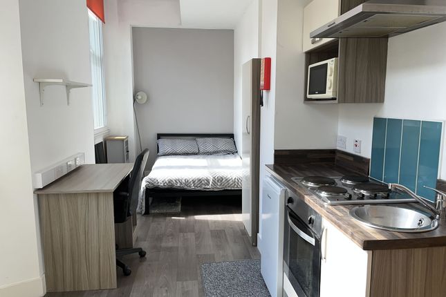 Studio flat for sale