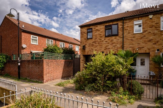 Telford Close, London SE19 2 bed end of terrace house for sale