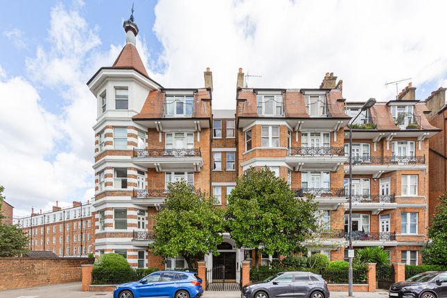 3 bedroom apartment for sale