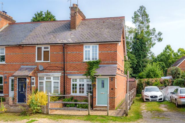 Heath Hill Road South, Berkshire RG45 3 bed end of terrace house for sale