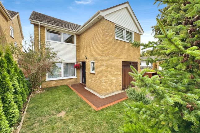 Meliot Rise, Hampshire SP10 4 bed detached house for sale