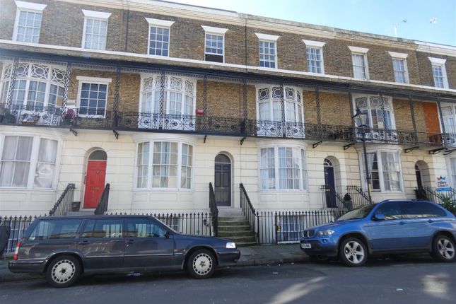Augusta Road, Ramsgate, CT11 2 bed apartment for sale