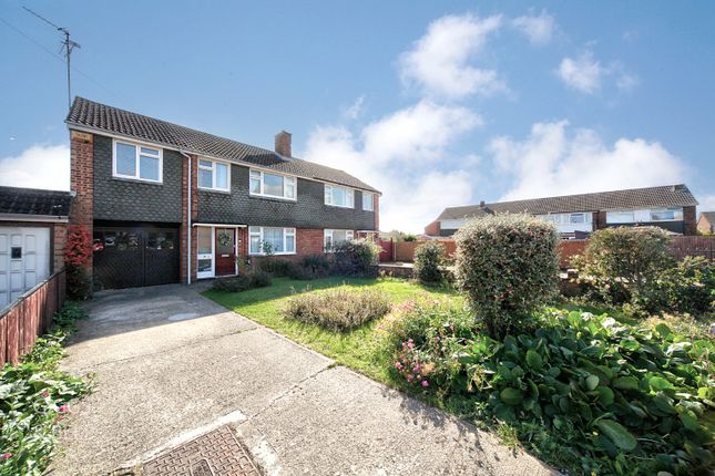 Galston Road, Luton, Bedfordshire, LU3 4 bed semi