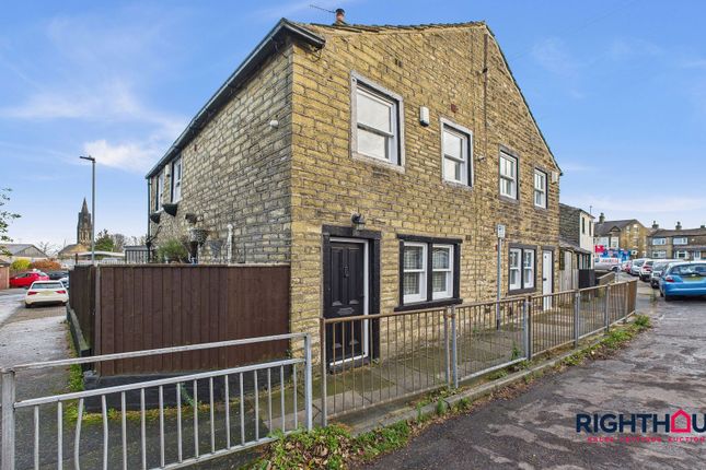 2 bedroom semi-detached house for sale