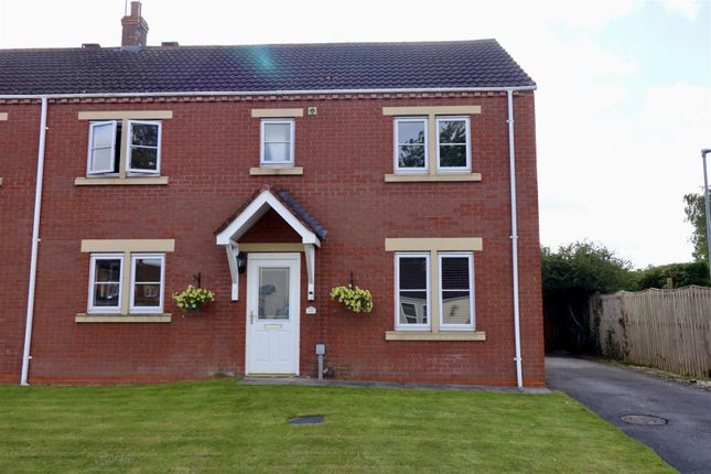St. Oswalds Close, Wilberfoss, York 4 bed semi