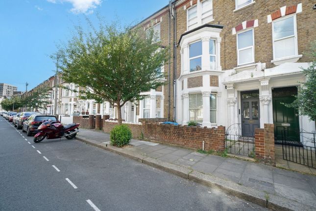 Fermoy Road, London 2 bed apartment for sale