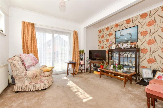 Sandown Road, Sandown, Isle of Wight 2 bed ground floor flat for sale